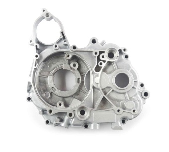 Картер двигателя левый Delta.Alpha