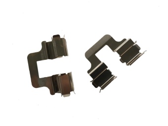 Скоба фиксатор колодок тормозного суппорта 